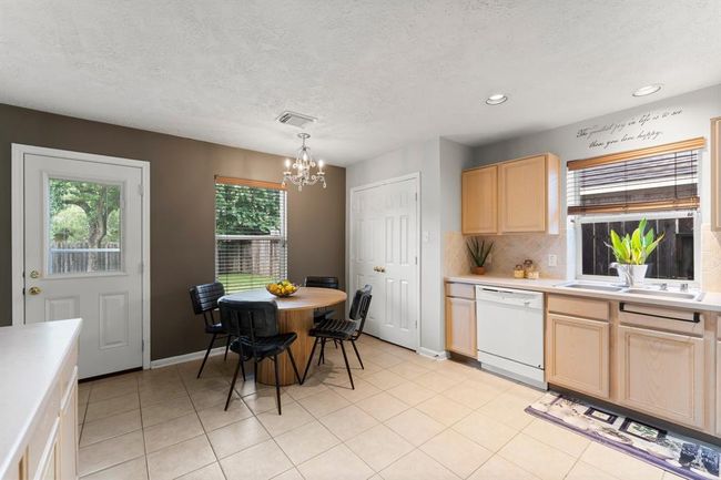 28210 Slatestone Ln, House other with 4 bedrooms, 3 bathrooms and 2 parking in Spring TX | Image 16