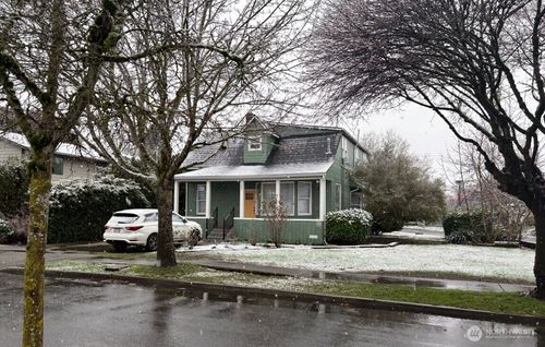 621 Houser Way S, Renton, WA, 98057-2577 | Card Image
