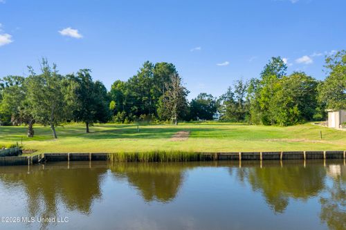15820 Langley Dr, Biloxi, MS, 39532-5607 | Card Image