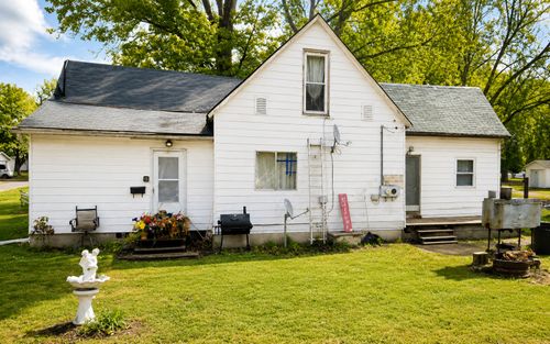 901 Howard Street, Centralia, IL, 62801 | Card Image