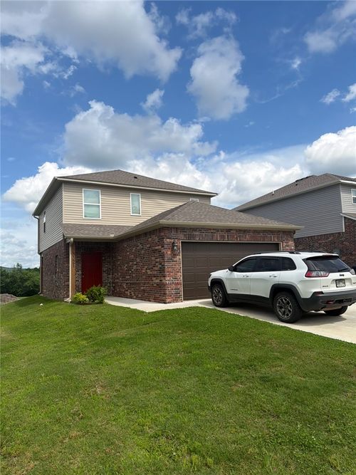 3321 Red Tail Way, Farmington, AR, 72730-4032 | Card Image