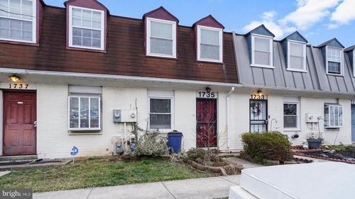 z-44-1735 Village Green Dr, LANDOVER, MD, 20785-4162 | Card Image