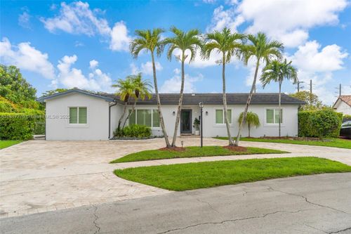 10223 Sw 17th St, Miami, FL, 33165-7417 | Card Image