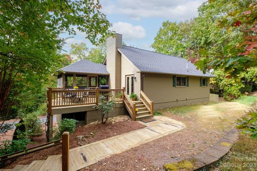 122 Columbine Way, Cleveland, SC, 29635-9586 | Card Image