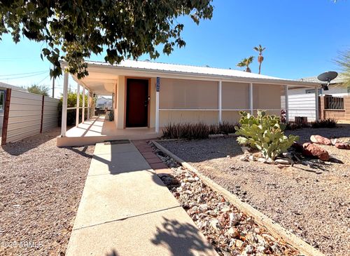 521 Lomita Ave, Ajo, AZ, 85321-2731 | Card Image