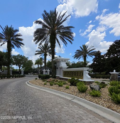 5875 Parkstone Crossing Dr, Jacksonville, FL, 32258-5412 | Card Image
