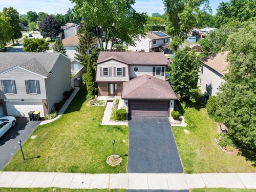 640 Rodenburg Rd, Roselle, IL, 60172-2747 | Card Image