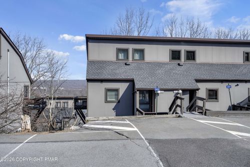 243 High Pass Way, Tannersville, PA, 18372-7716 | Card Image