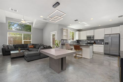 12-301 W. Stassney Lane, Austin, TX, 78745 | Card Image