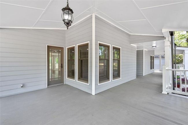100 Little Ridge Rd, House other with 5 bedrooms, 4 bathrooms and 1 parking in Berkeley Lake GA | Image 7