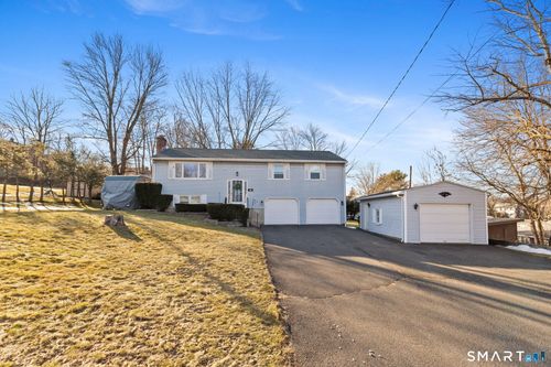 70 Cawley St, Bristol, CT, 06010-6810 | Card Image