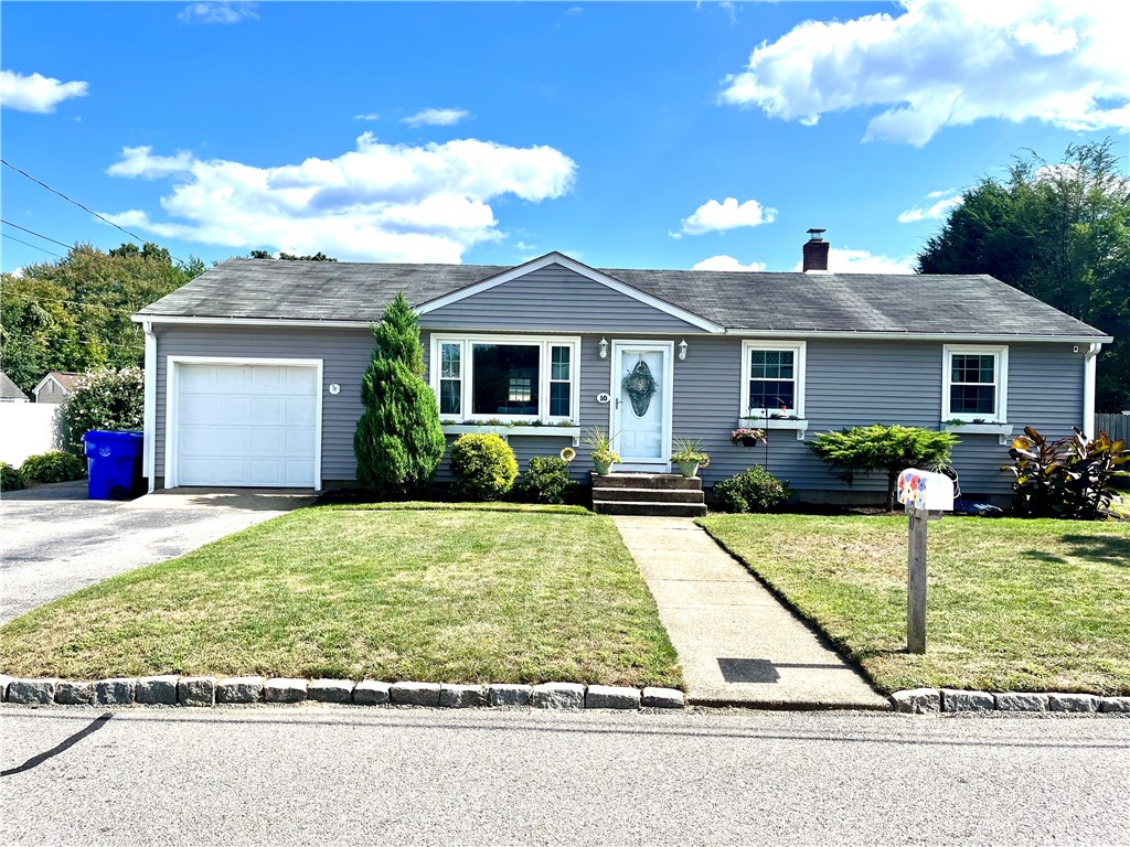 Bryant Pl, West Warwick, RI 02893