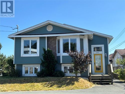 1527 Topsail Rd, Paradise, NL, A1L1R2 | Card Image