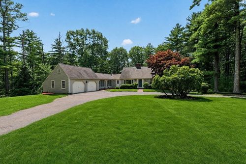 33 Bridge St, Norwell, MA, 02061-2331 | Card Image