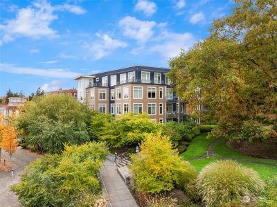 C332 - 190 Harbor Square Lane, Condo with 1 bedrooms, 1 bathrooms and 1 parking in Bainbridge Island WA | Image 2