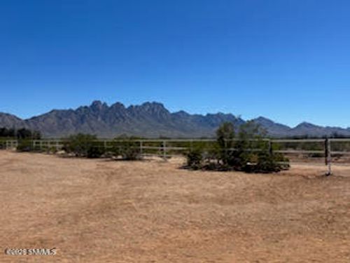 10121 Horace Ln, Las Cruces, NM, 88011-6707 | Card Image