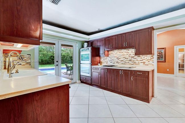 6551 Sw 126 Th St, House other with 5 bedrooms, 3 bathrooms and null parking in Pinecrest FL | Image 16