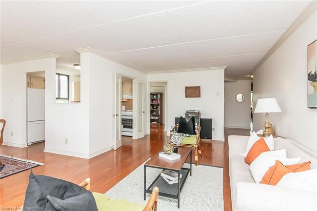 508 - 22 Marilyn Dr, House attached with 3 bedrooms, 2 bathrooms and 1 parking in Guelph ON | Image 11