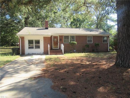 10 W Walker Rd, Hampton, VA, 23666-4024 | Card Image