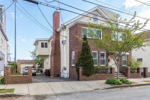 46-44-46 Cabot St, Everett, MA, 02149-3503 | Card Image