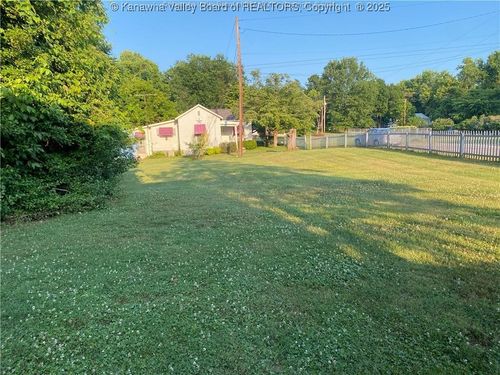 807 Ashton St, Ravenswood, WV, 26164-1607 | Card Image