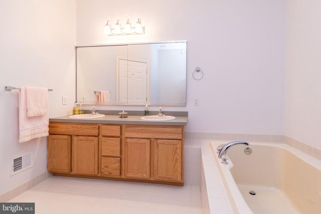 127 - 1607 Highgrove Ct, Townhouse with 2 bedrooms, 2 bathrooms and null parking in WARRINGTON PA | Image 26
