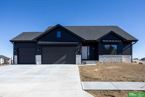 8922 Von St, Papillion, NE, 68046-5994 | Card Image