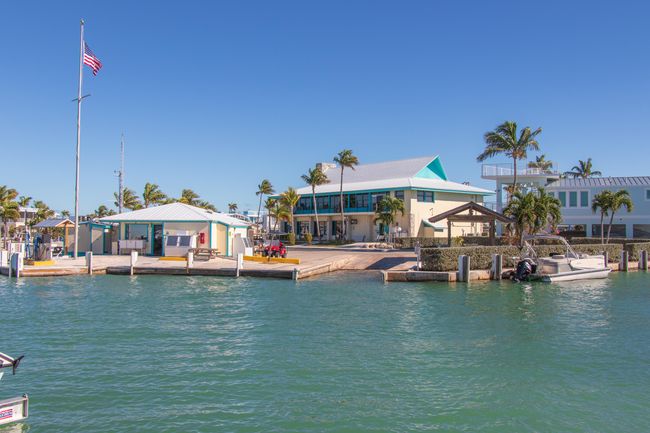 orlk clubhouse-mini store-boat ramp | Image 24