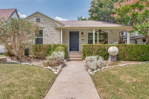 1043 N Edgefield Ave, Dallas, TX, 75208-3622 | Card Image