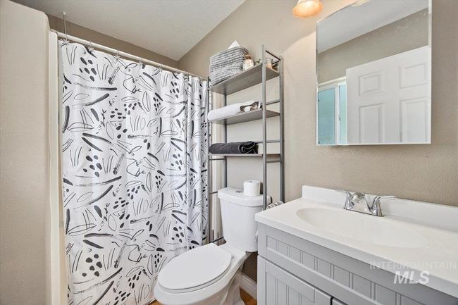 2123 E 3970 N, House other with 4 bedrooms, 3 bathrooms and 2 parking in Filer ID | Image 27