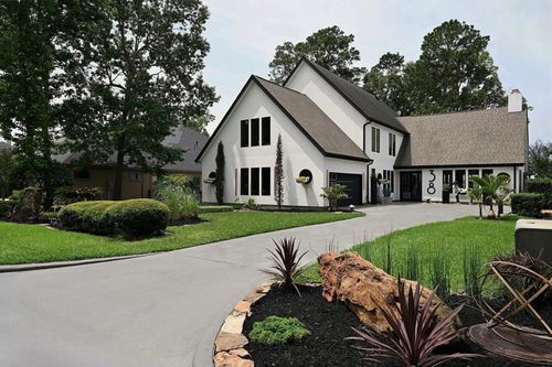 38 Fairway Park, Montgomery, TX, 77356-8377 | Card Image