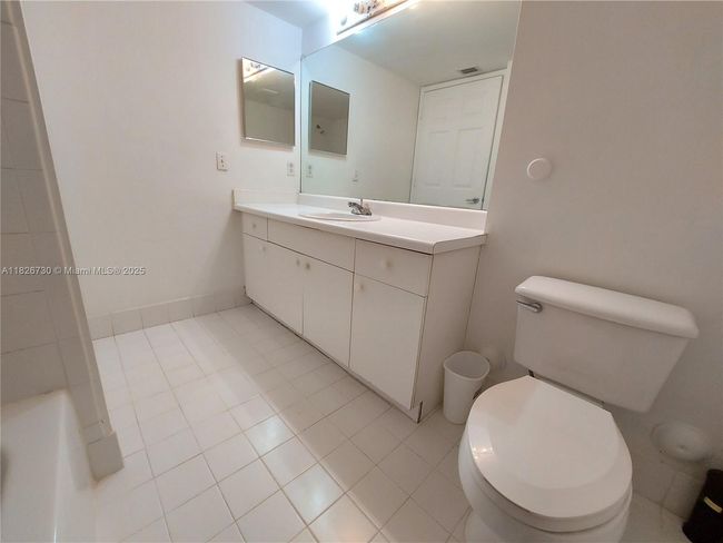 APT-125 - 2640 S University Dr, Condo with 2 bedrooms, 2 bathrooms and null parking in Davie FL | Image 49