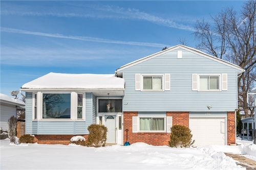 1701 Rockhurst Ave, Kettering, OH, 45420-1353 | Card Image