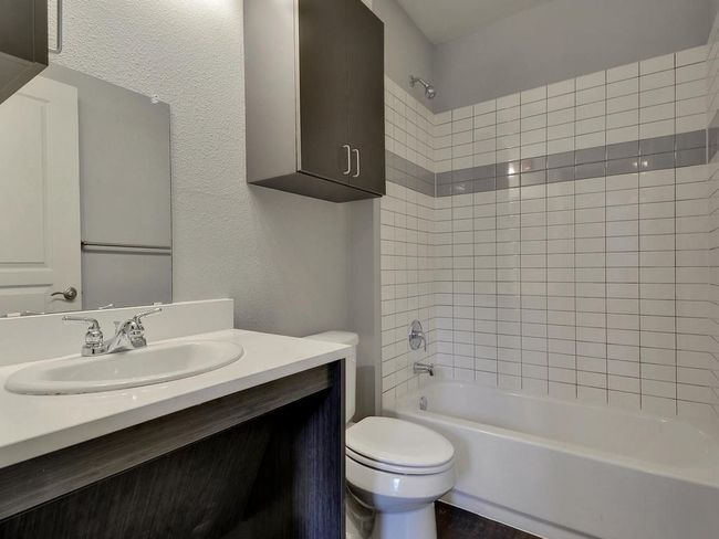APT-303 - 2822 Rio Grande St, Condo with 3 bedrooms, 2 bathrooms and 2 parking in Austin TX | Image 20
