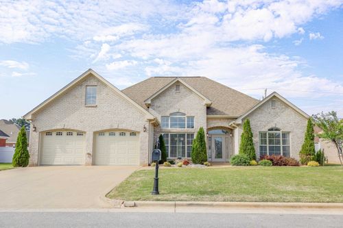 122 Heather Ln, Muscle Shoals, AL, 35661-1873 | Card Image