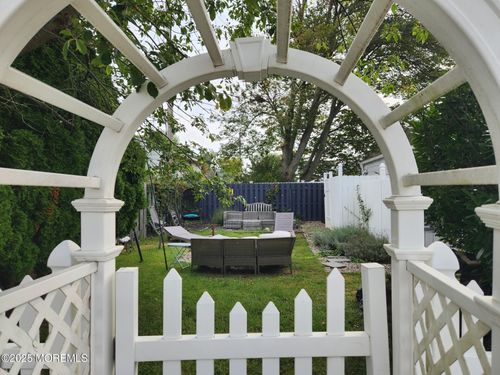 322 16th Ave, Belmar, NJ, 07719-2535 | Card Image