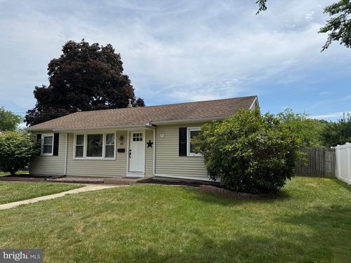 27 Temple Ave, STRATFORD, NJ, 08084-2021 | Card Image