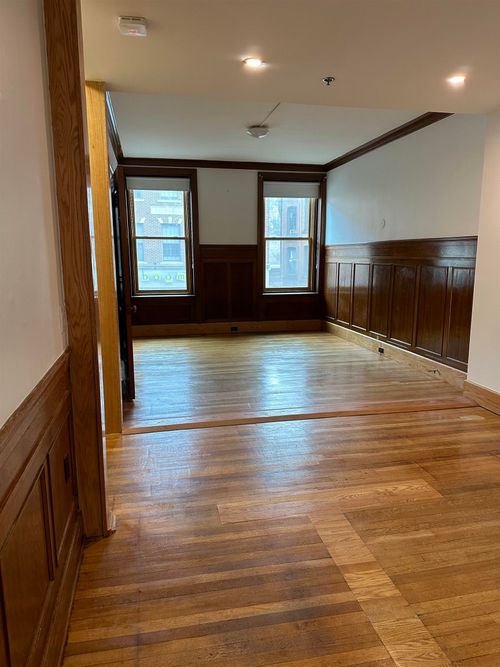 apt-5-4 Elliot St, Brattleboro, VT, 05301-3233 | Card Image