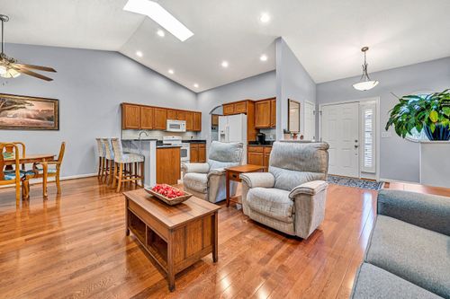 6651 Stonelyn Cottage Ct, Roanoke, VA, 24019-4050 | Card Image