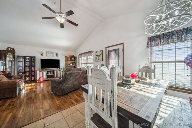 393074 E 1150 Rd, House other with 3 bedrooms, 2 bathrooms and null parking in Weleetka OK | Image 17