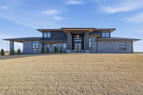 9696 E 161st Street S, Bixby, OK, 74008 | Card Image