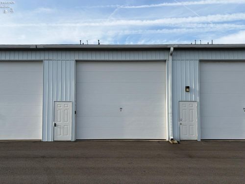 221-3720 E Aqua Aire Dr, Port Clinton, OH, 43452-2663 | Card Image