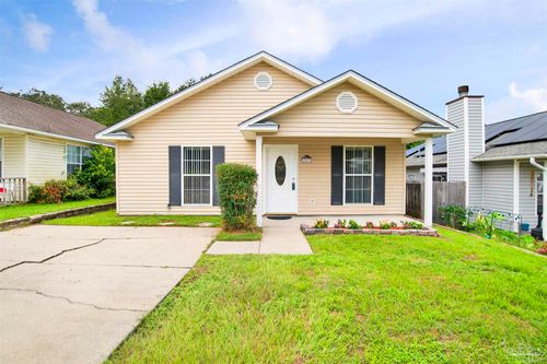 7077 Weatherwood Dr, Pensacola, FL, 32506-3895 | Card Image