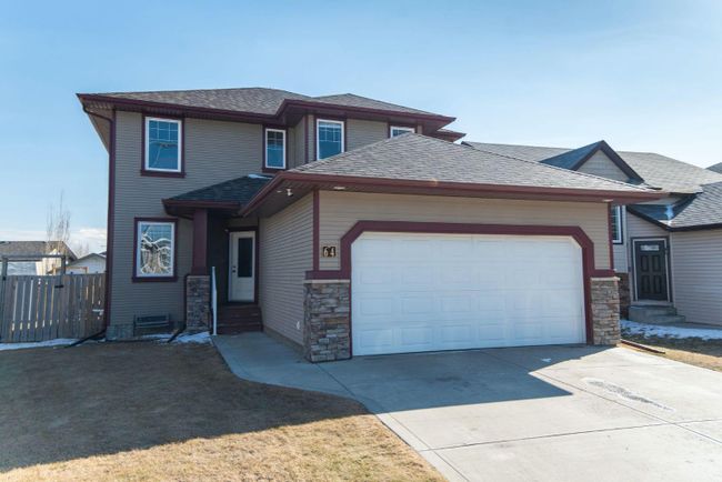 64 Kensington Close, Home with 5 bedrooms, 3 bathrooms and 3 parking in Red Deer AB | Image 1