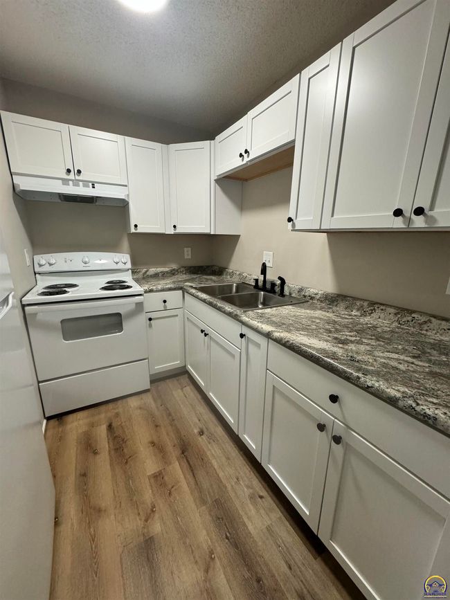 1125 Sw Polk St, Condo with 0 bedrooms, 0 bathrooms and 30 parking in Topeka KS | Image 19