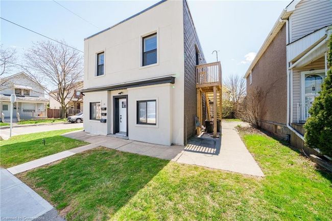 32 Britannia Ave, House other with 4 bedrooms, 3 bathrooms and 2 parking in Hamilton ON | Image 35