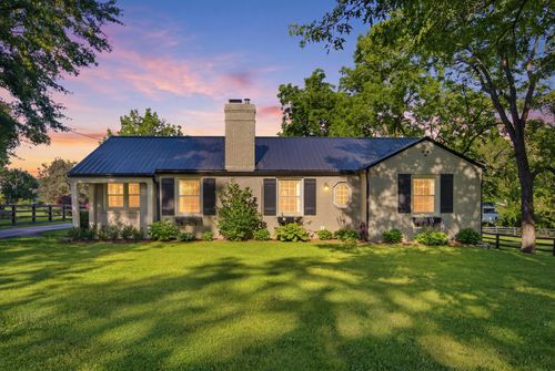 166 Swigert Ave, Lexington, KY, 40505-1902 | Card Image