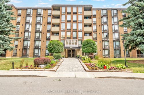 302-1535 Diefenbaker Crt, Pickering, ON, L1V3W2 | Card Image