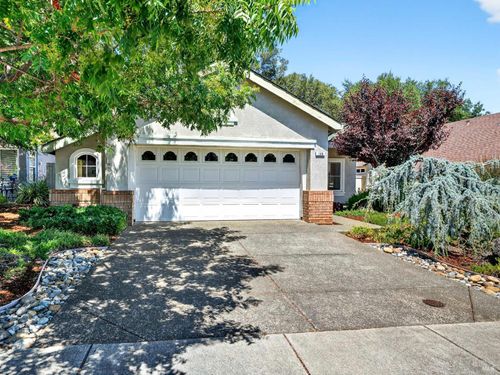 148 Porterfield Creek Dr, Cloverdale, CA, 95425-5403 | Card Image