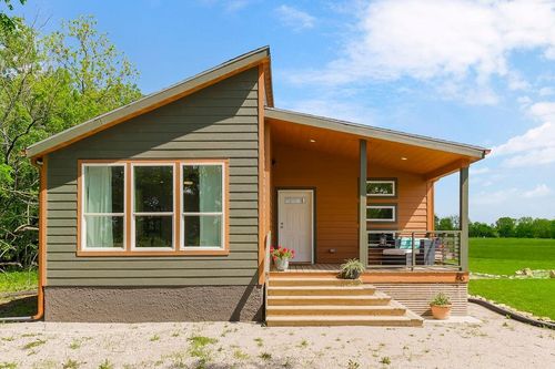 85 Birdie Ln, Mound City, KS, 66056-5492 | Card Image
